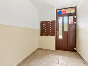 Prodej bytu 3+1, Ústí nad Labem - Krásné Březno, Anežky České, 70 m2