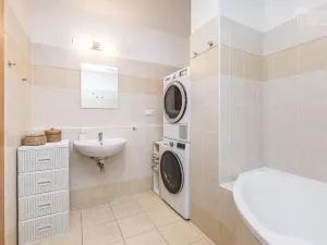 Prodej bytu 4+kk, Slaný, Kybalova, 118 m2