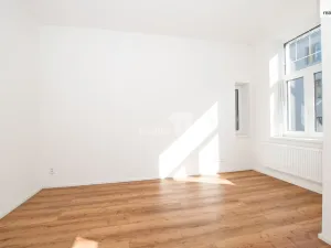 Pronájem bytu 2+kk, Liberec - Liberec II-Nové Město, Chrastavská, 50 m2
