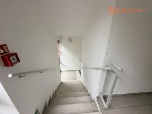 Pronájem bytu 2+kk, Praha - Hlubočepy, Do Klukovic, 67 m2