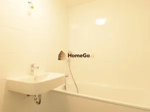 Pronájem bytu 2+kk, Praha - Modřany, Kolmanova, 67 m2