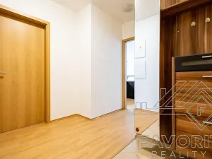 Pronájem bytu 2+kk, Praha - Letňany, Chlebovická, 56 m2