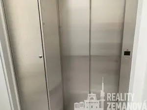 Pronájem bytu 1+kk, Praha - Malá Chuchle, Paroplavební, 22 m2