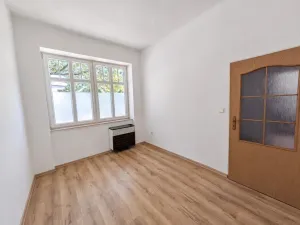Pronájem bytu 1+1, Aš, Nádražní, 35 m2