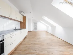 Pronájem bytu 2+kk, Dobříš, 80 m2