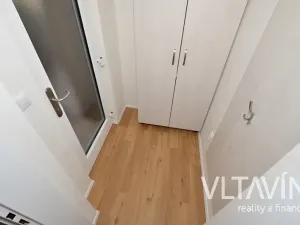 Pronájem bytu 1+1, Praha - Čimice, 37 m2