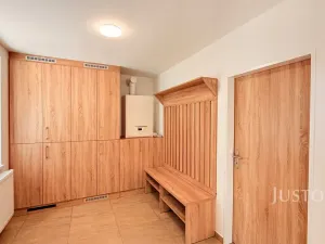 Pronájem bytu 1+1, Liberec - Liberec IV-Perštýn, U Krematoria, 65 m2
