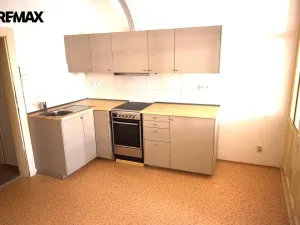 Pronájem bytu 1+1, Písek - Vnitřní Město, Chelčického, 49 m2