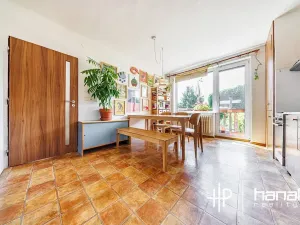 Prodej rodinného domu, Hradčany, 243 m2