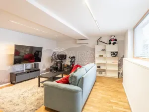 Prodej kanceláře, Praha - Žižkov, Prokopova, 335 m2