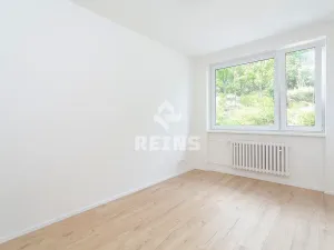 Prodej bytu 4+kk, Praha - Smíchov, U dvou srpů, 64 m2