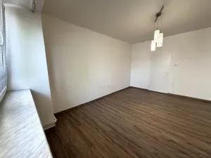 Pronájem bytu 1+1, Hulín, nám. Míru, 45 m2
