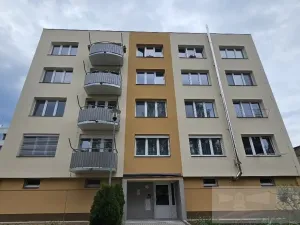Prodej bytu 3+1, Vlachovo Březí, Sídliště, 64 m2