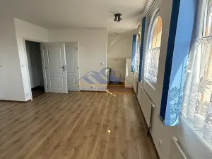 Pronájem bytu 1+kk, Hořovice, Slavíkova, 35 m2