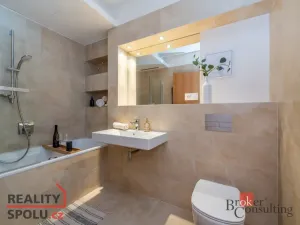 Pronájem bytu 3+kk, Praha - Karlín, Za Karlínským přístavem, 89 m2