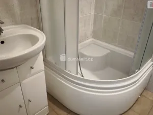 Prodej bytu 3+1, Spálené Poříčí, Lipnická, 69 m2