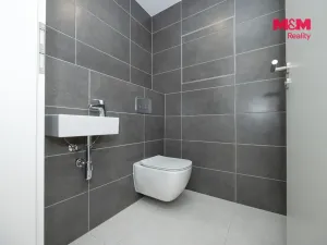 Pronájem bytu 4+kk, Pardubice, U Sportovní školy, 94 m2