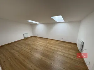 Pronájem bytu 2+kk, Humpolec, Dolní náměstí, 61 m2