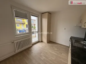 Pronájem bytu 3+1, Milín, U stadionu, 77 m2