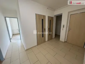 Pronájem bytu 3+1, Milín, U stadionu, 77 m2
