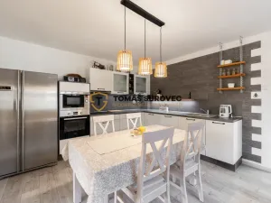 Prodej rodinného domu, Střelná, 160 m2