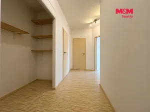 Prodej bytu 3+kk, Veleň - Mírovice, Polní, 75 m2