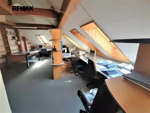 Prodej rodinného domu, Jeseník, nám. Svobody, 220 m2