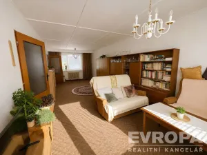 Prodej rodinného domu, Chodová Planá, Sadová, 180 m2