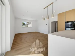 Prodej rodinného domu, Smrčná, 195 m2