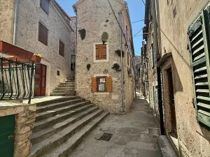 Prodej rodinného domu, Šibenik, Chorvatsko, 78 m2
