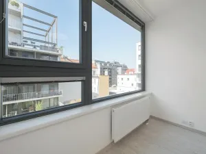 Pronájem bytu 3+kk, Praha - Karlín, Sokolovská, 88 m2