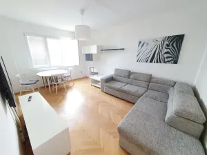 Pronájem bytu 2+1, Praha - Záběhlice, Sasanková, 52 m2