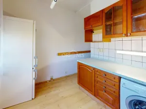 Prodej bytu 2+1, Chomutov, Holešická, 61 m2