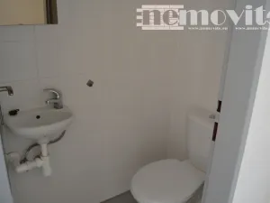 Prodej kanceláře, Jesenice, Nákupní, 80 m2