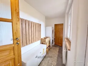 Prodej rodinného domu, Cholina, 160 m2