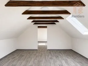 Prodej rodinného domu, Rostoklaty, 145 m2