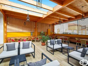 Pronájem restaurace, Mladá Boleslav, Českobratrské náměstí, 250 m2