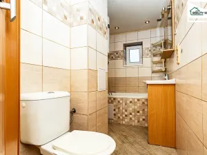 Prodej bytu 2+1, Cheb, Riegerova, 42 m2