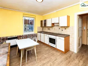 Prodej bytu 2+1, Cheb, Riegerova, 42 m2