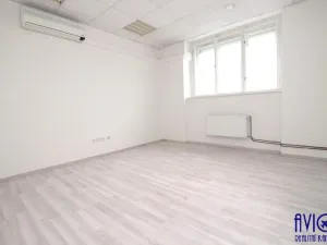 Pronájem kanceláře, Praha - Smíchov, Bozděchova, 50 m2