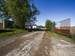 Prodej komerční, Dubá - Nový Berštejn, Krčma, 360 m2