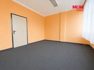 Pronájem skladu, Louny, Poděbradova, 235 m2