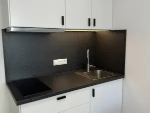 Pronájem bytu 1+kk, Praha - Košíře, Plzeňská, 26 m2