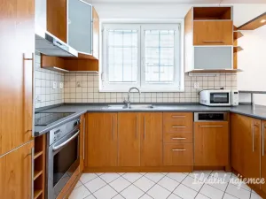 Pronájem bytu 2+kk, Praha - Střížkov, Jitravská, 68 m2