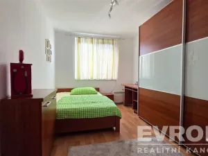 Prodej rodinného domu, Srch, Na Pašti, 240 m2