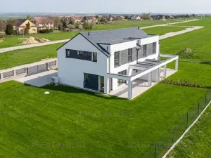 Prodej rodinného domu, Slaný, 156 m2