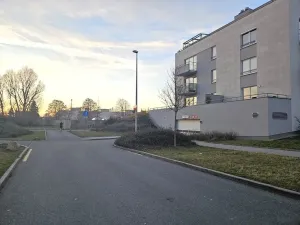 Pronájem ostatní, Praha - Letňany, Hlučkova