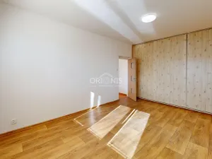 Pronájem bytu 2+1, Chomutov, Beethovenova, 53 m2