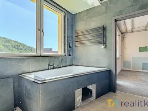 Prodej bytu 4+1, Třinec, Sosnová, 77 m2