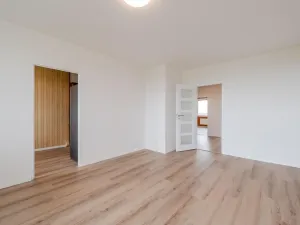 Pronájem bytu 3+1, Praha - Kobylisy, Chotovická, 83 m2